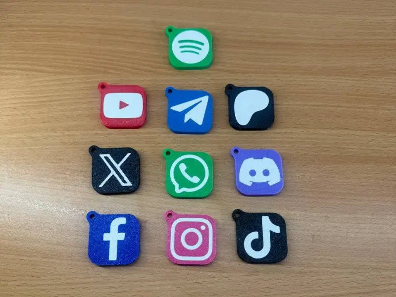 NFC Sosyal Medya Anahtarlıkları