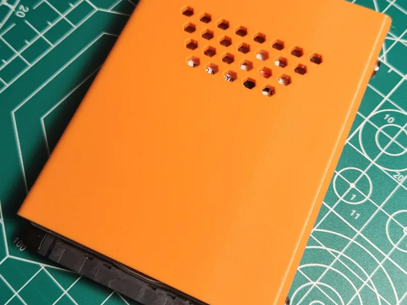 2.5 inch SATA external case (7mm drive)