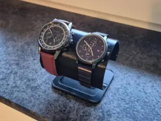 Watch Stand