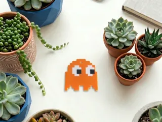 Pac-Man & Ghosts Pixel Keychain Set