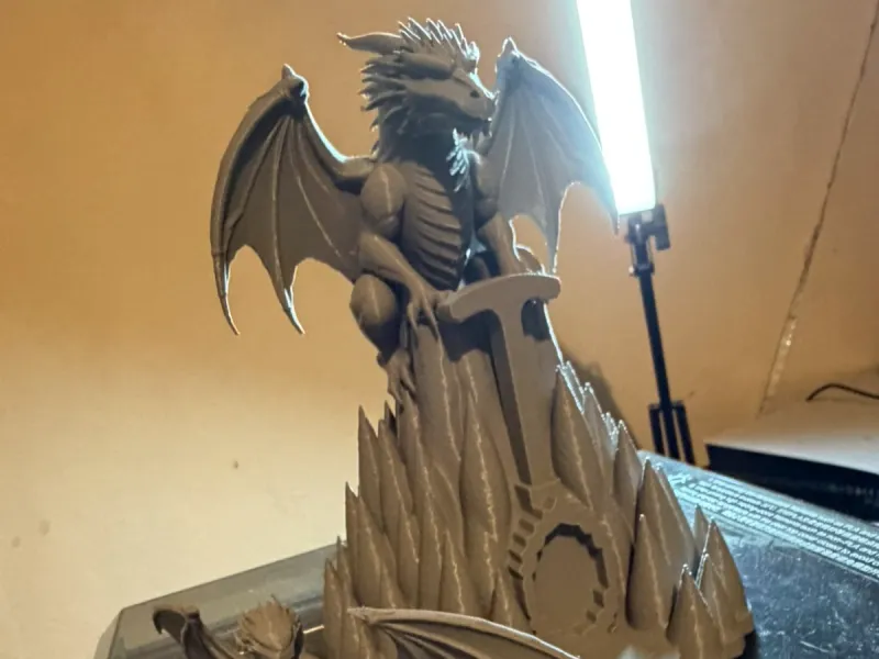 Dragon’s Watch – Supporto per Cuffie Fantasy