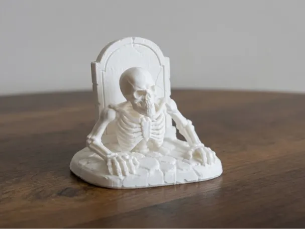 Skeleton Rising from the Grave - Horror Decoration