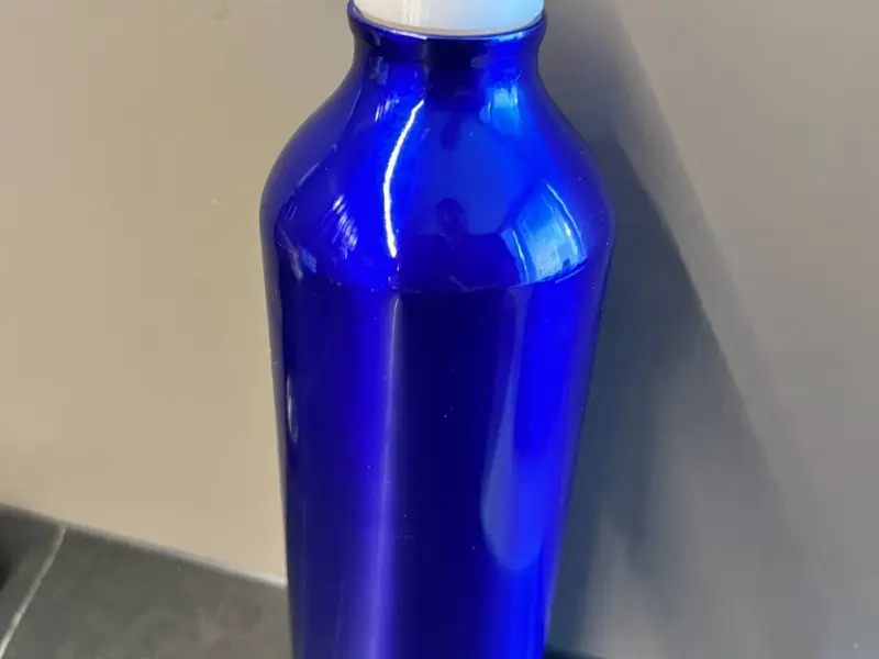 Aluminium bottle cap