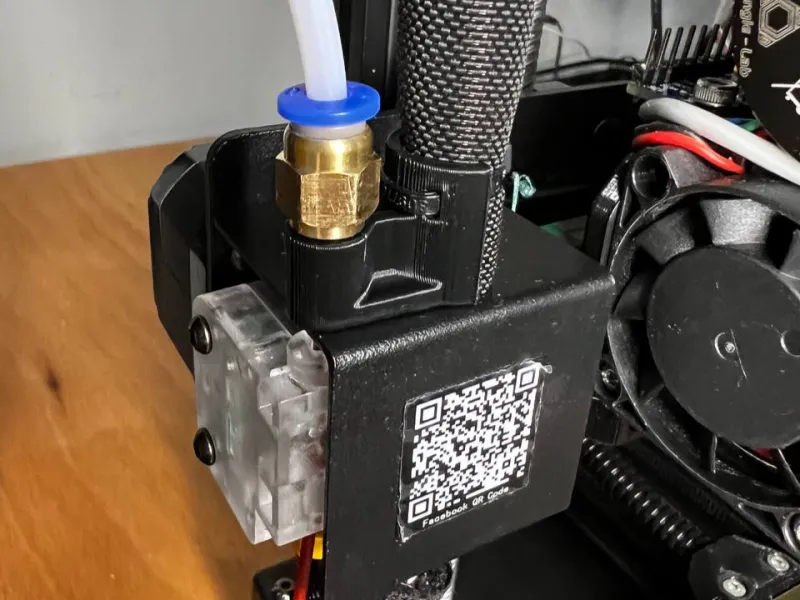 Kingroon KP3S Pro - PTFE guide