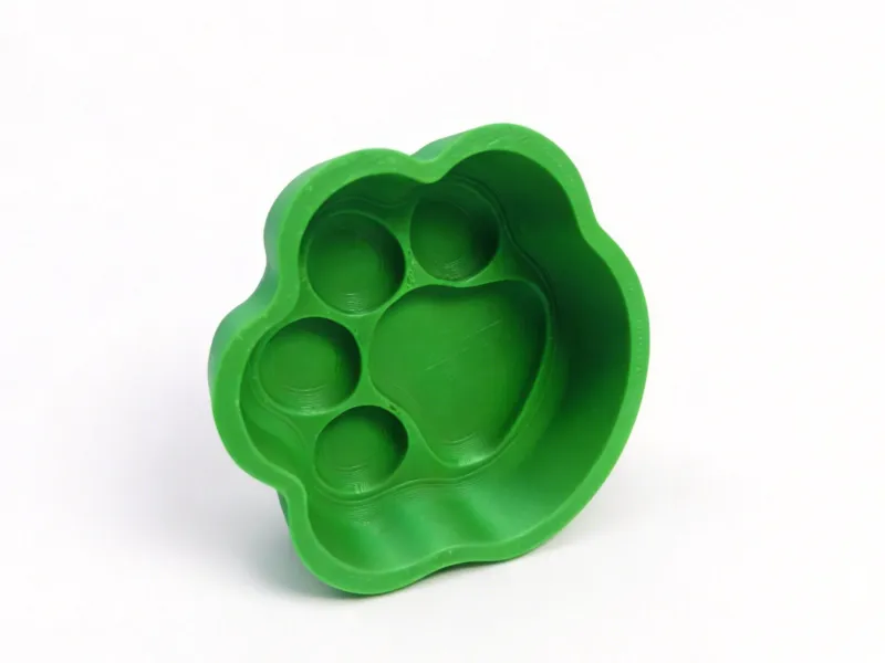 Moule à pudding et gelée en forme de patte de chat