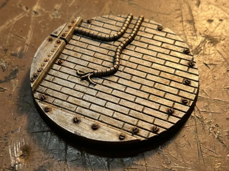 Miniature Base _ B16