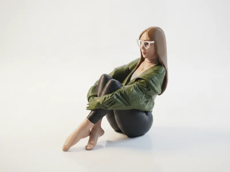 Figurine de Femme Assise, Silhouette Féminine Imprimable en 3D