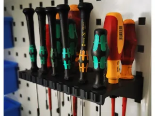 Screwdriver Holder Pegboard (obi)