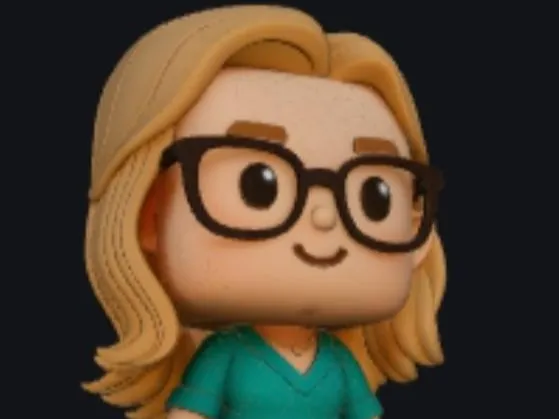 Blonde Frau mit Brille