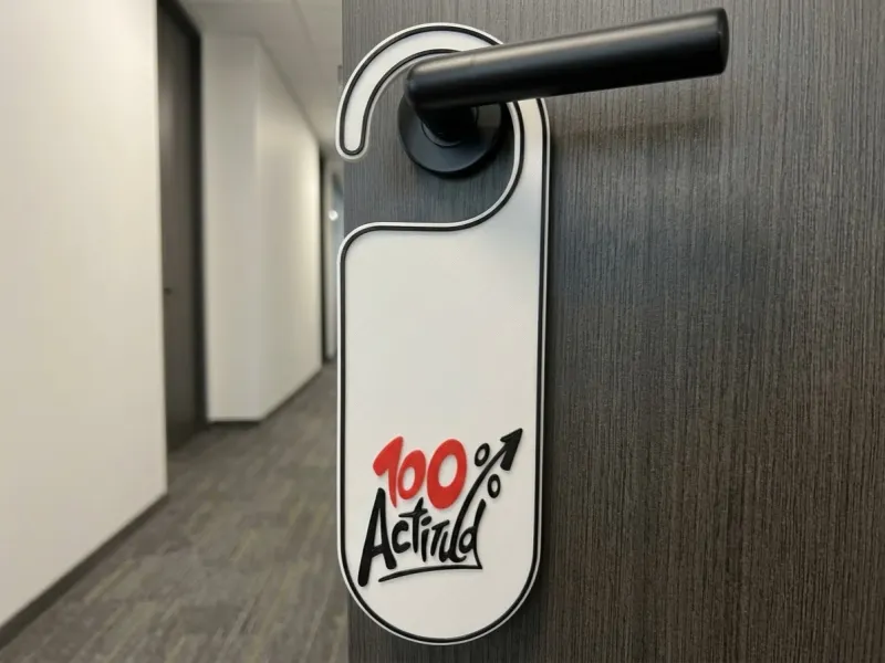 Türhaken 100% Attitüde