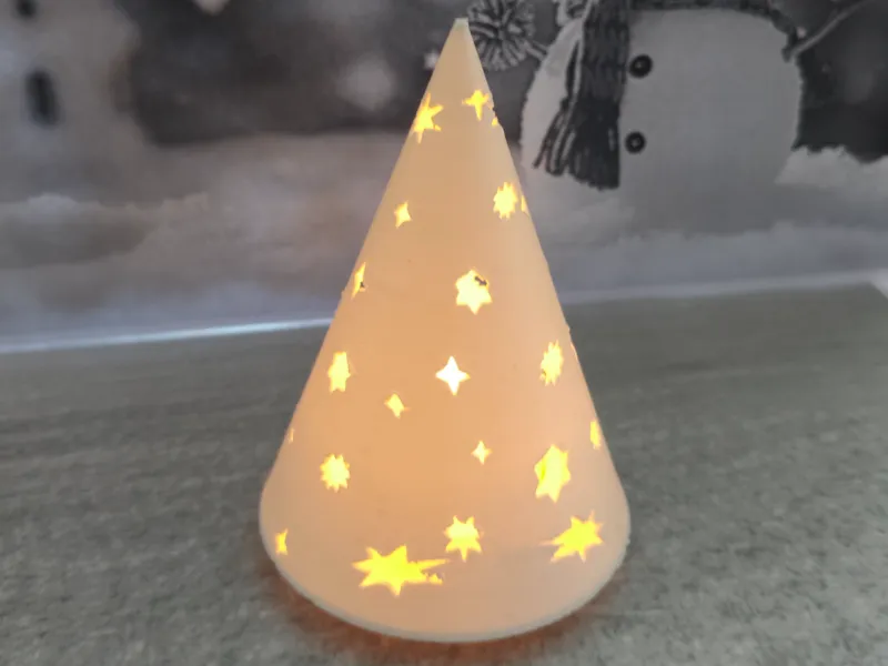 Christmas Tree LED Tealight Lantern – Festive Holiday Decora