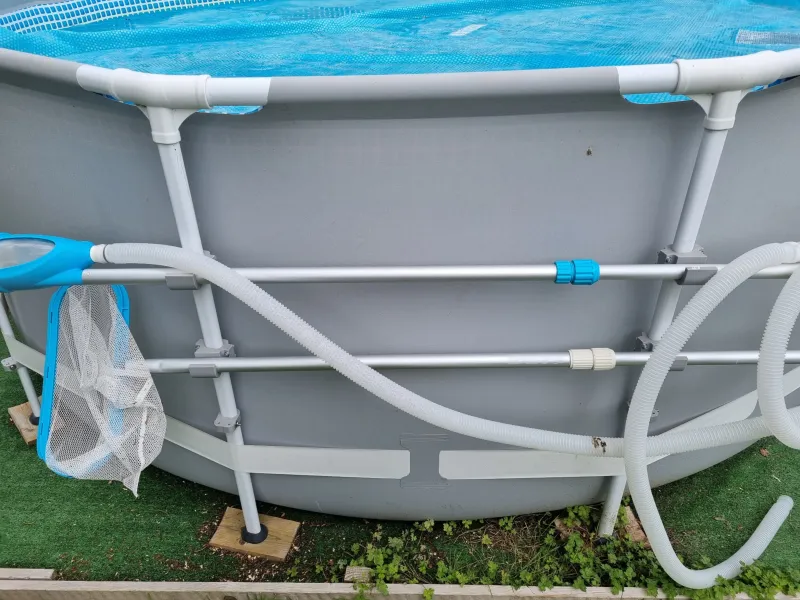 gancho para red de piscina o aspiradora