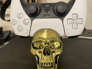 Vampire skull ps5 controller stand