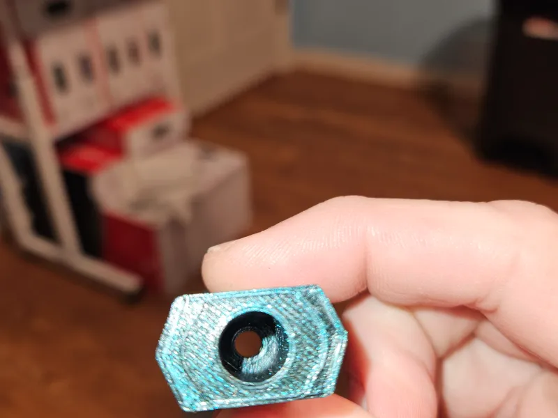 Multiboard Bolt for hollow wall anchors V2 - Extra Geometry