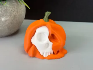 Melting Skull Pumpkin