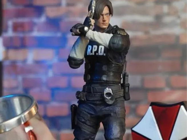 LEON
