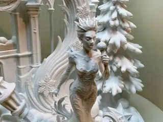 Winter Aria of the Gothic Queen