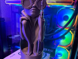 BIRTH MACHINE BABY "HR.Giger"