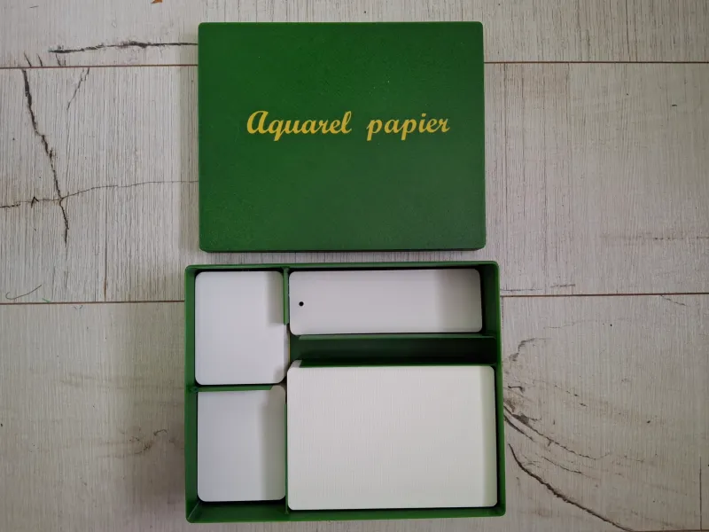 Doosje voor aquarel papier/Box for watercolor paper