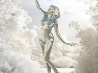 Nude Woman Olivia 02 CR