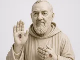 busto padre pio-0