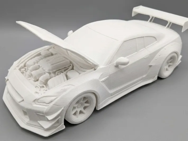 Nissan Skyline 2000kW Güç Konsept Otomobili