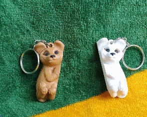 Pair Dog Keychain