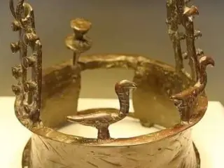 6000 year old brass crown