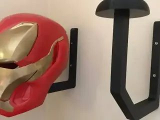 Helmet Hanger Mount