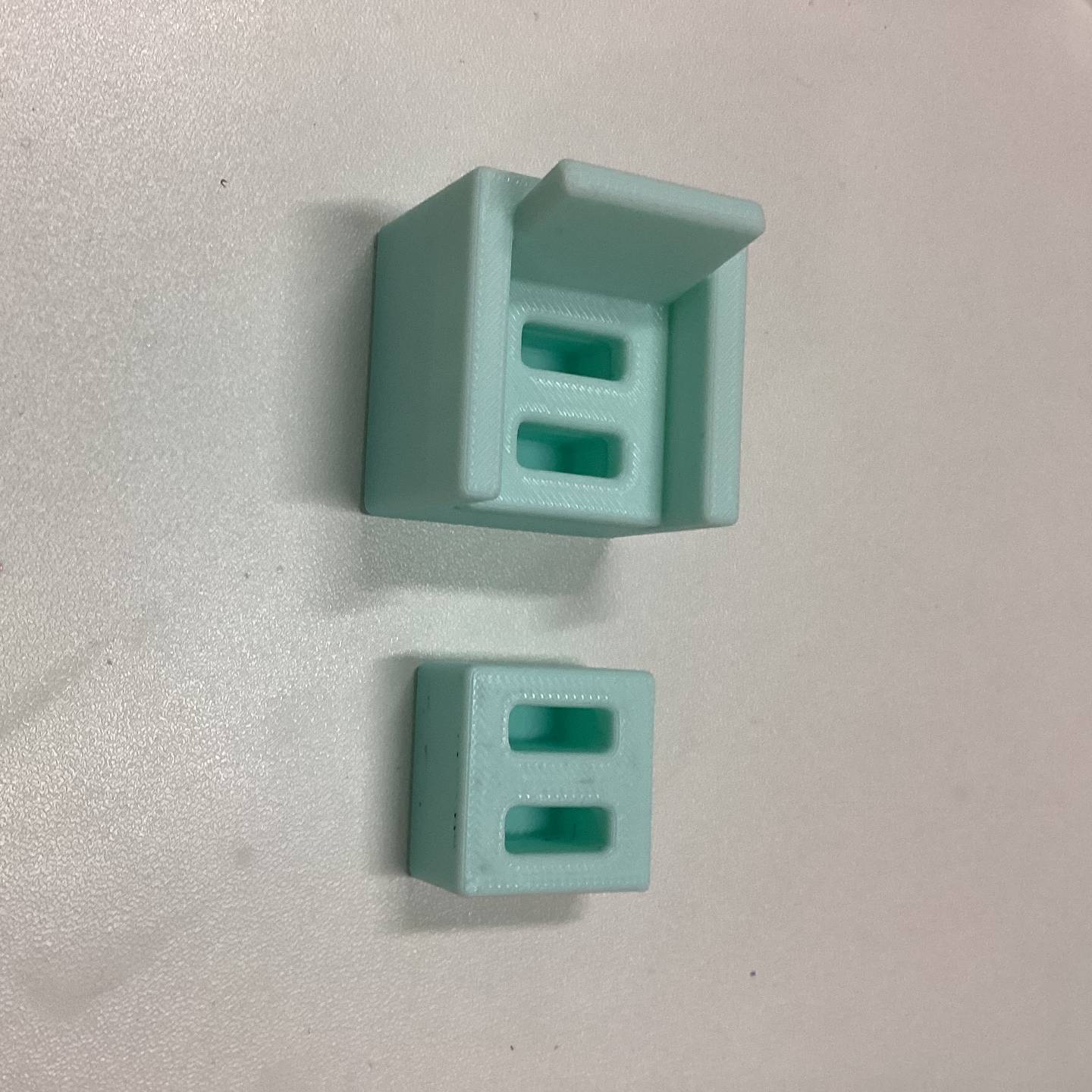 usb holder to 2-4 usb shaped like an armchair with pouf