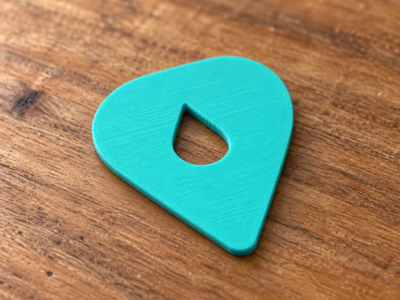 Guitar Pick Tear