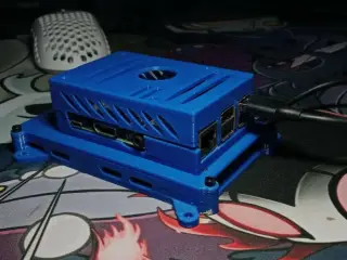 Raspberry Pi 3/4/5 case with 2,5" SSD mount