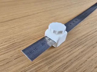 Linealanschlag für Metalllineale (15mm x 1mm)