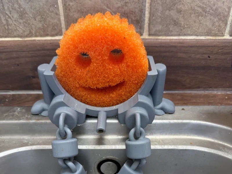 Piddling_Scrub_Daddy_海绵架