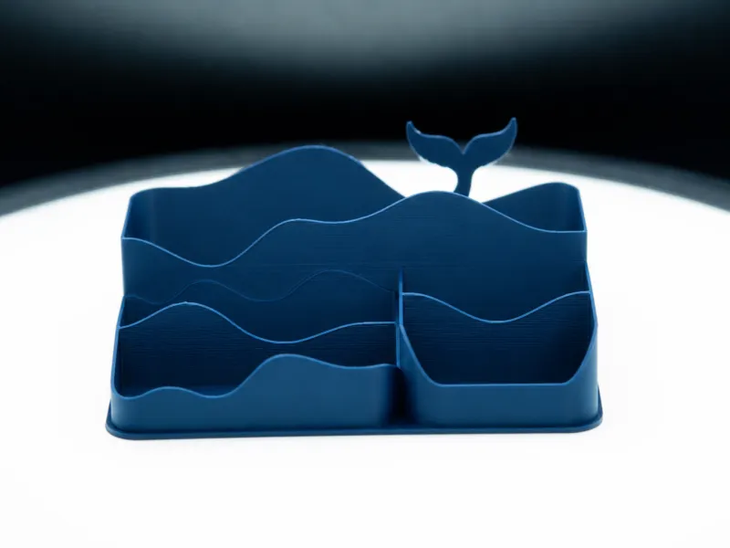 Organizador de Mesa em Níveis com Baleia Oceânica