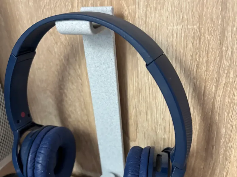 Headphone holder