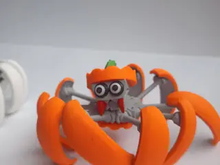 Pumpkin Spider Transforming