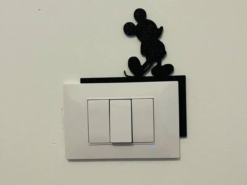 Decorazione per angolo porta Topolino Disney