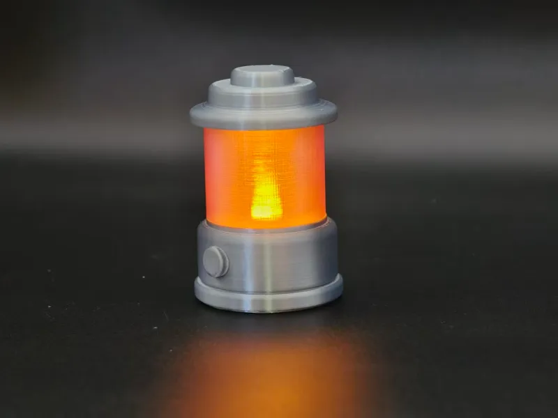 Lanterne de camping, avec une lampe à bougie comme source lumineuse