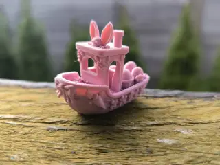 Easter Benchy