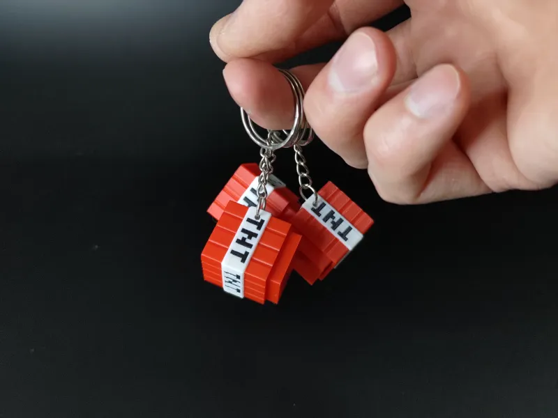 MINECRAFT TNT KEYCHAIN