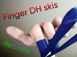 Realistic DH Finger Skis