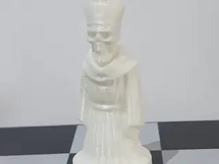☠️ Halloween Chess Bishop – Haunted Soul