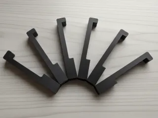EasyDesk Cable Bar – Simple & Quick Cable Holder