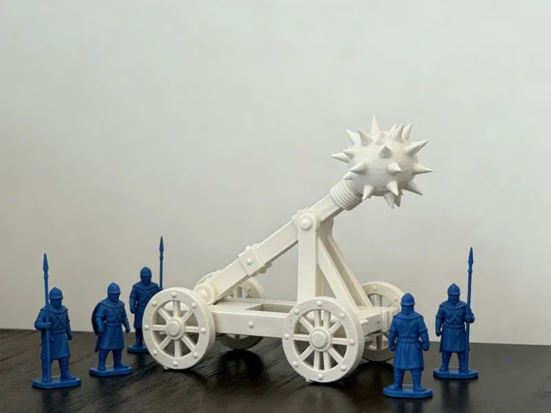 Bola de Ataque com Espinhos  Europa Medieval