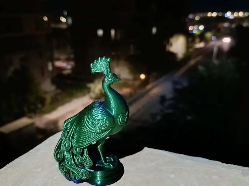 Estatua de pavo real