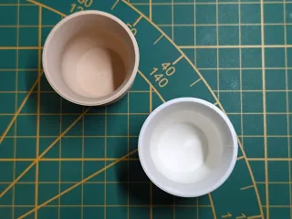 Container for mixing paint
