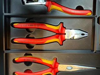 Gridfinity Knipex 02 06 180 Combination Pliers Cutout