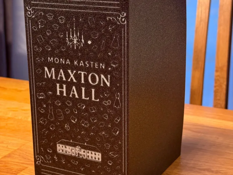 Maxton Hall Special Edition Bookcase