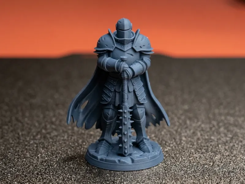 blackguard_mace_knight_miniature